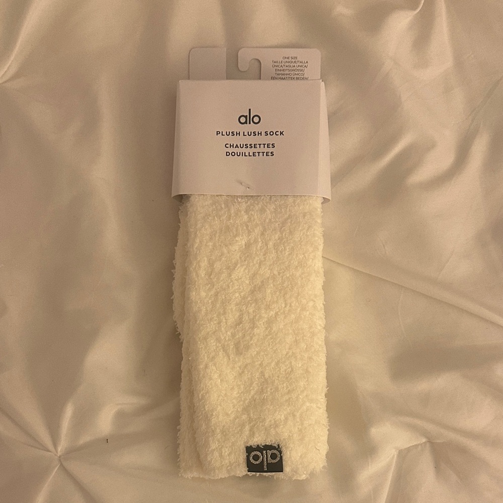 ALO Yoga Ivory Plush Lush Sock - Soft Fuzzy Lounge Socks